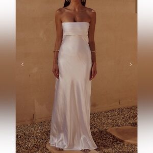 Runway the Label- ADINA MAXI DRESS - WHITE